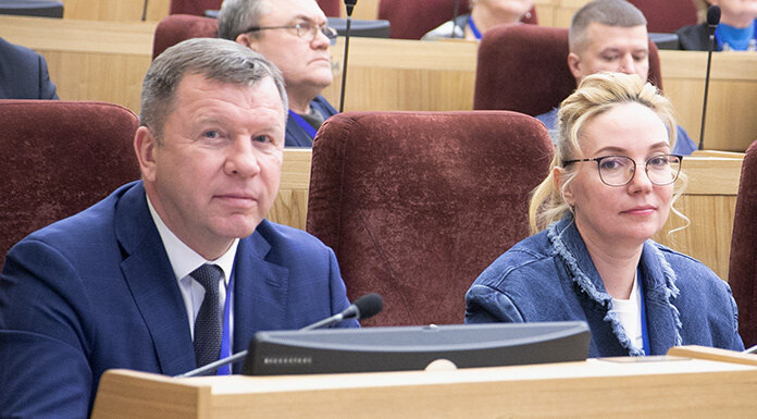    Екатерина Козловская с Дмитрием Козловским. Фото Михаила Перикова из архива «Континента Сибирь»