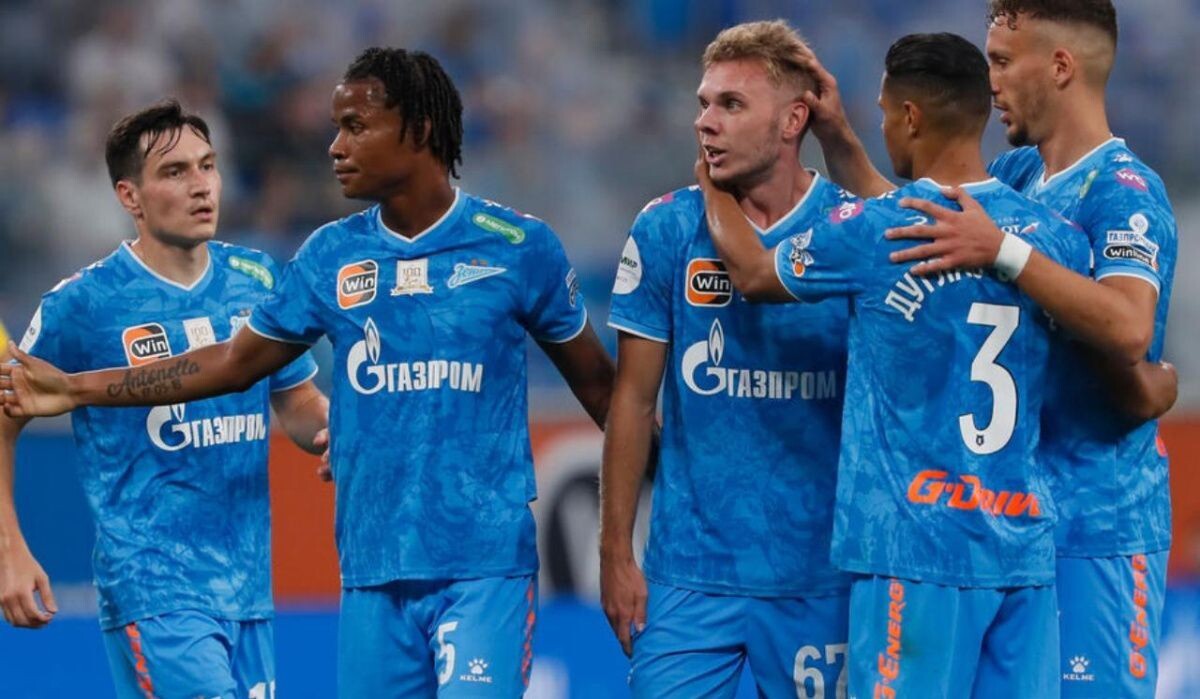     Футболисты "Зенита". Источник: gazeta.ru Автор фото: Михаил Киреев