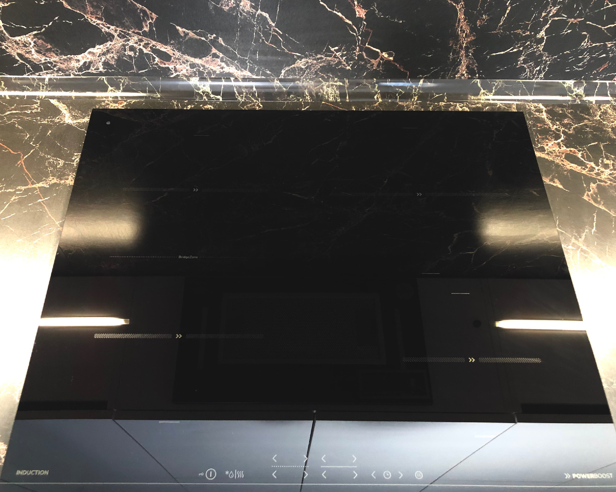 Индукционная плита 