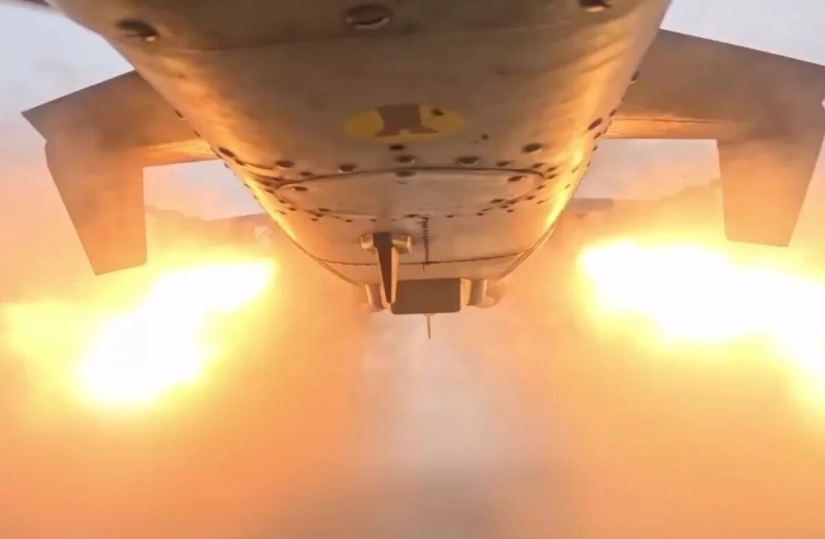    В Курской области вертолет Ка-52М уничтожил скрытую в лесу технику ВСУ