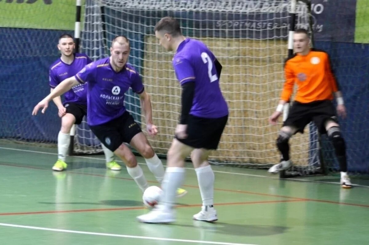    В Мурманске завершился второй этап чемпионата по мини-футболу