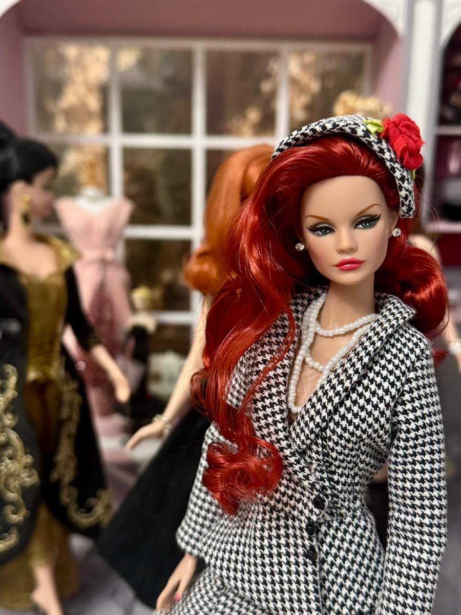 Аутфит по мотивам маттел. Полная версия в ролике. 