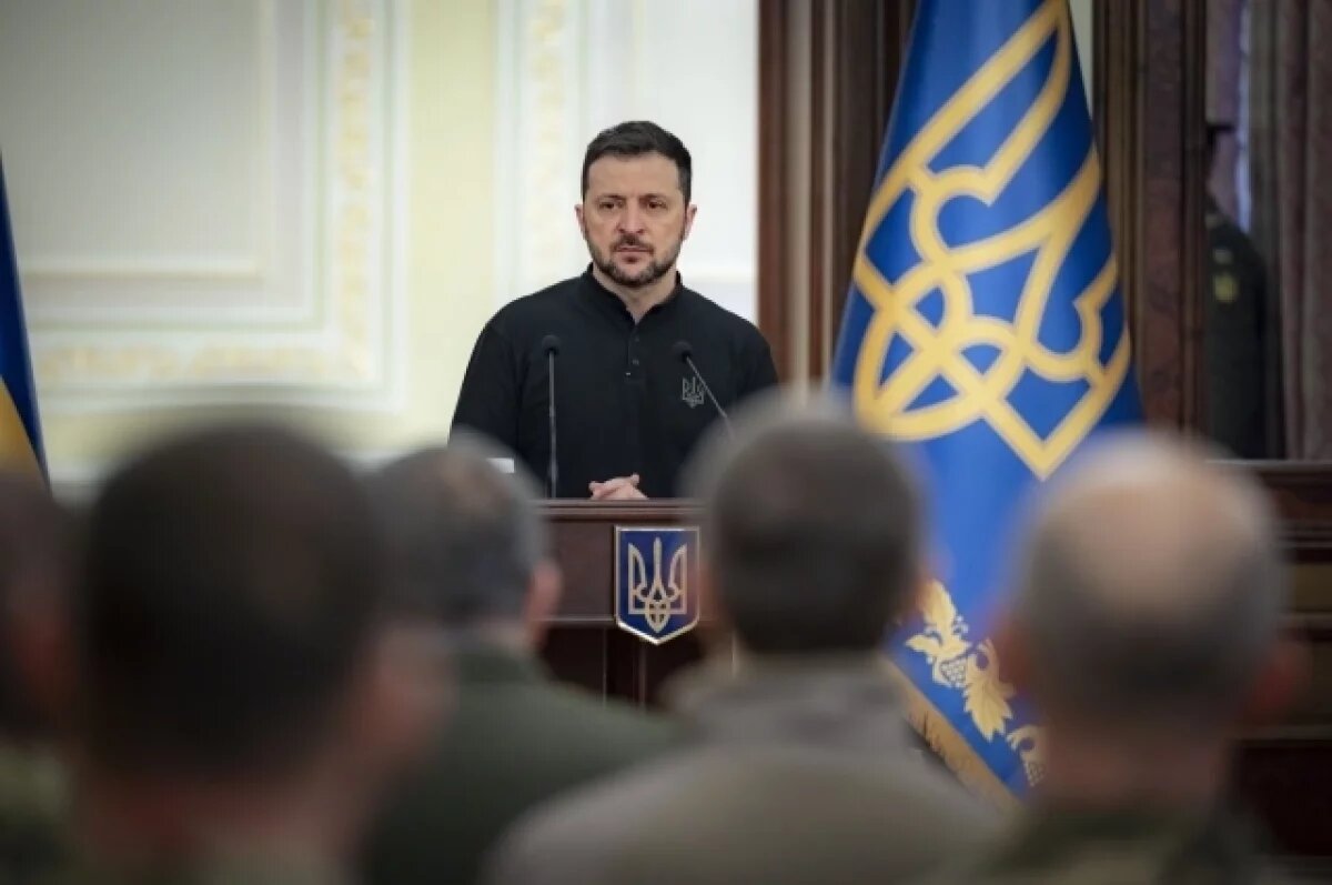    Боуз задал Зеленскому вопрос после заявления о достижении мира через силу