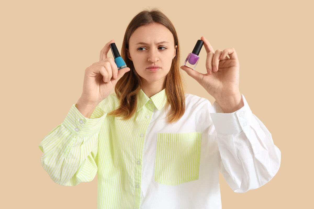     Антиденежный маникюр на февраль 2025 года: эти цвета отпугивают деньги и удачу