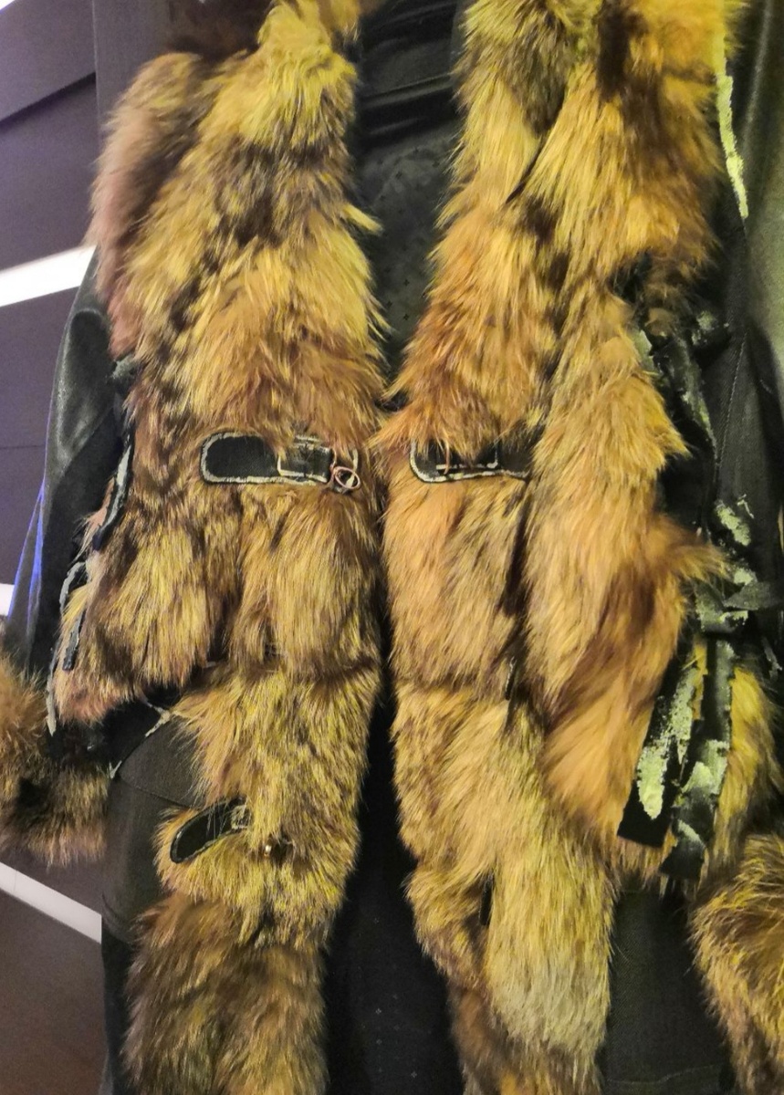 Та же шуба моих кистей работа 🤝 Вид спереди.