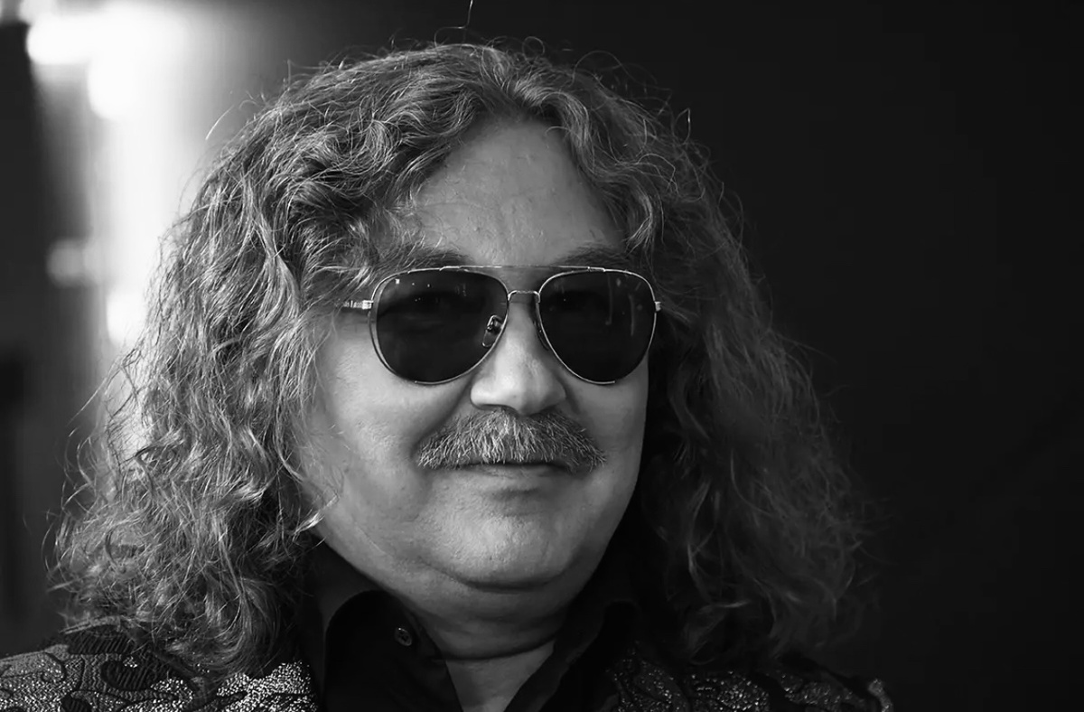 Игорь Николаев