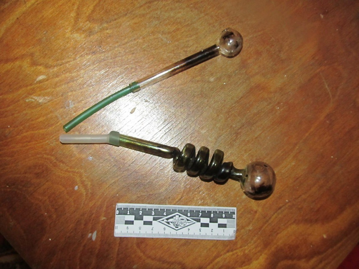  📷    Житель Бузулука организовал в своей квартире наркопритон Кристина Просвиркина