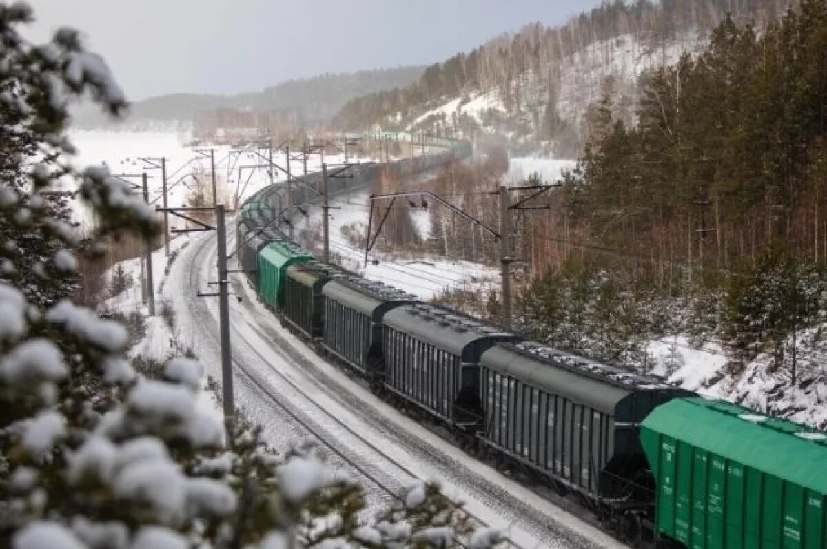    СвЖД увеличила объем перевозок грузов на экспорт на 5,5% в 2024 году