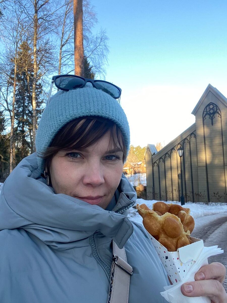 Главные ворота в парк Монрепо и я