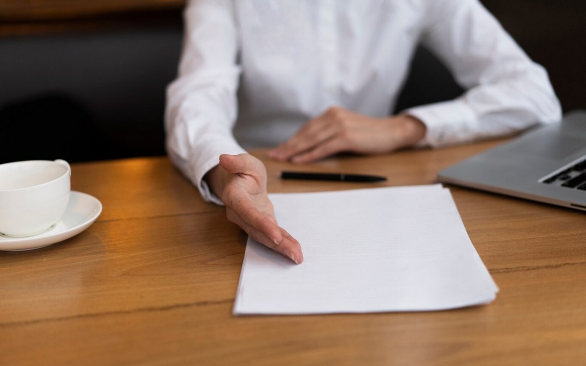    В 24% компаний Липецка есть правила для курящих сотрудников Freepik