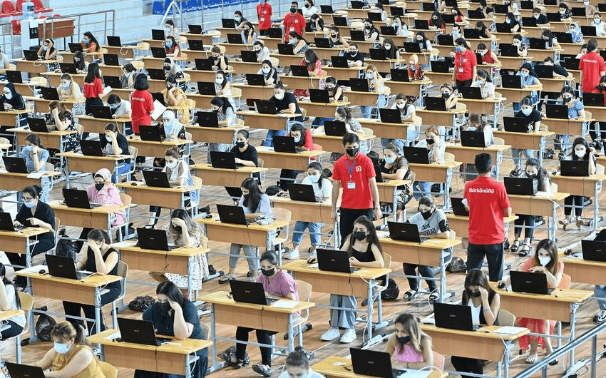 Конкуренты скликивают вашу рекламу всем отделом ))) нет 