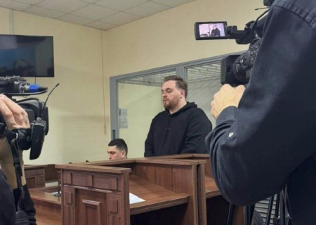    Бывшего тележурналиста телеканала «Наш» Макса Назарова украинский суд арестовал за слова, сказанные его гостями