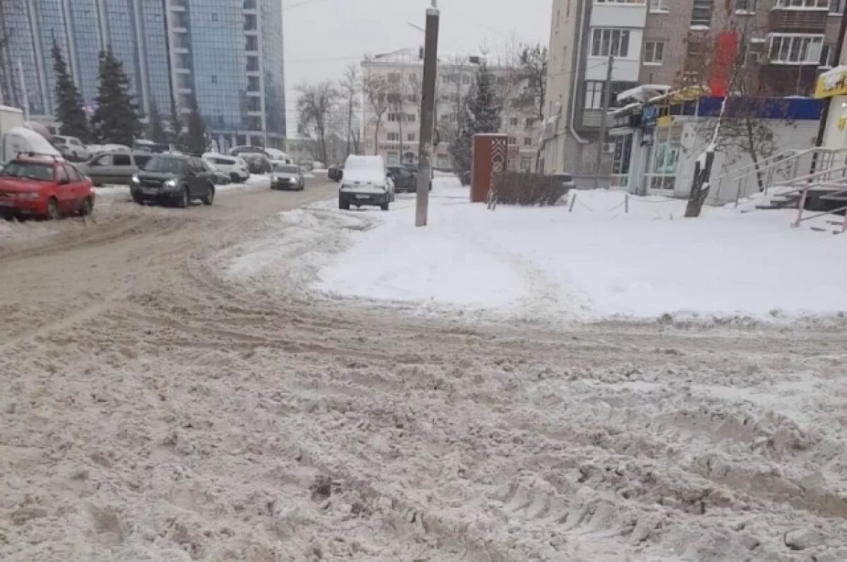    Бастрыкин затребовал доклад по делу о падении женщины из-за наледи в Уфе