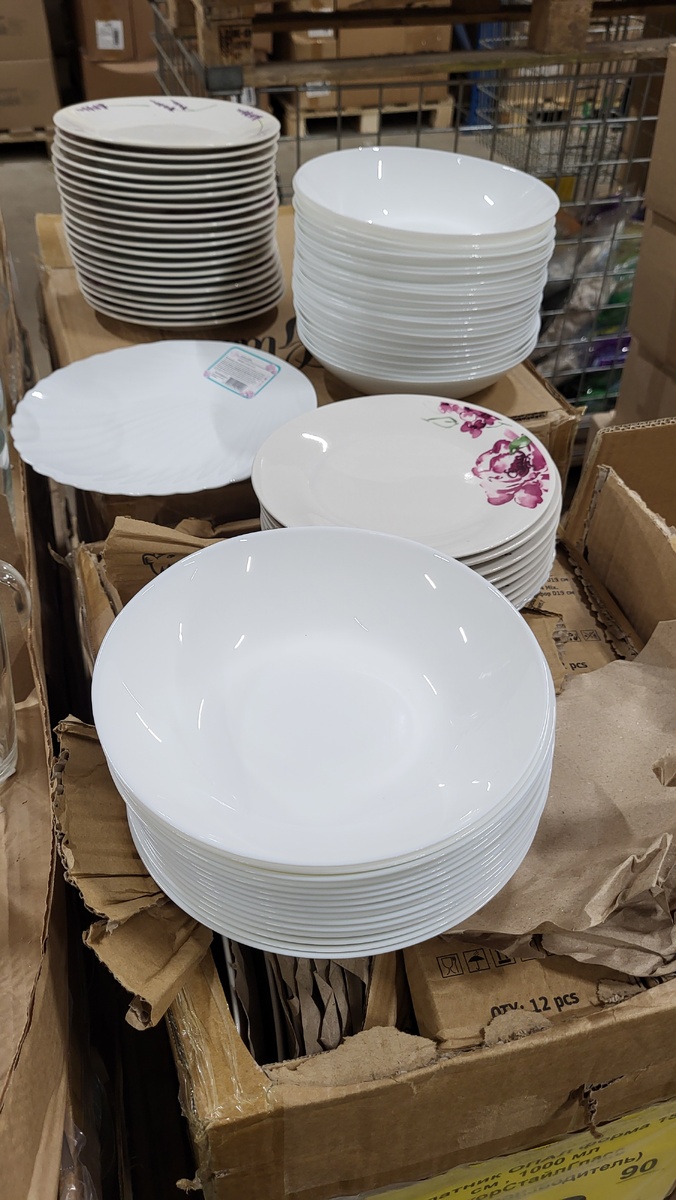 Галерея, листайте