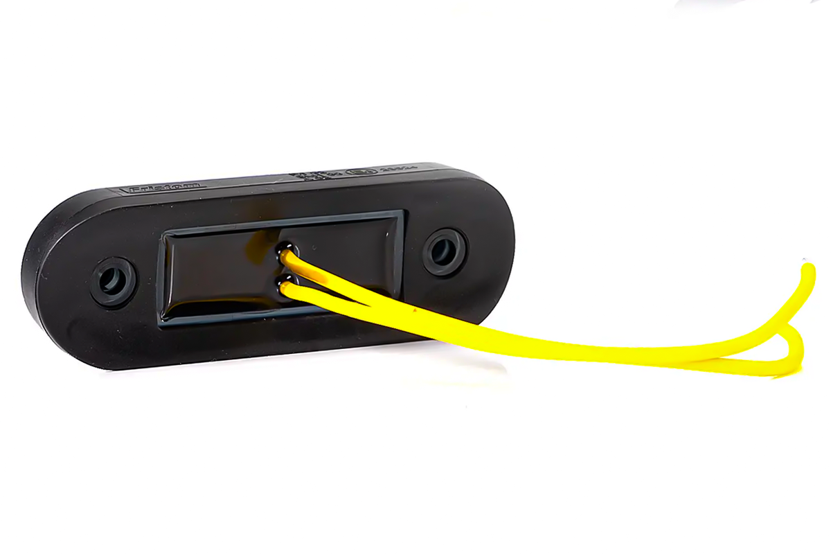 Сзади всё герметично