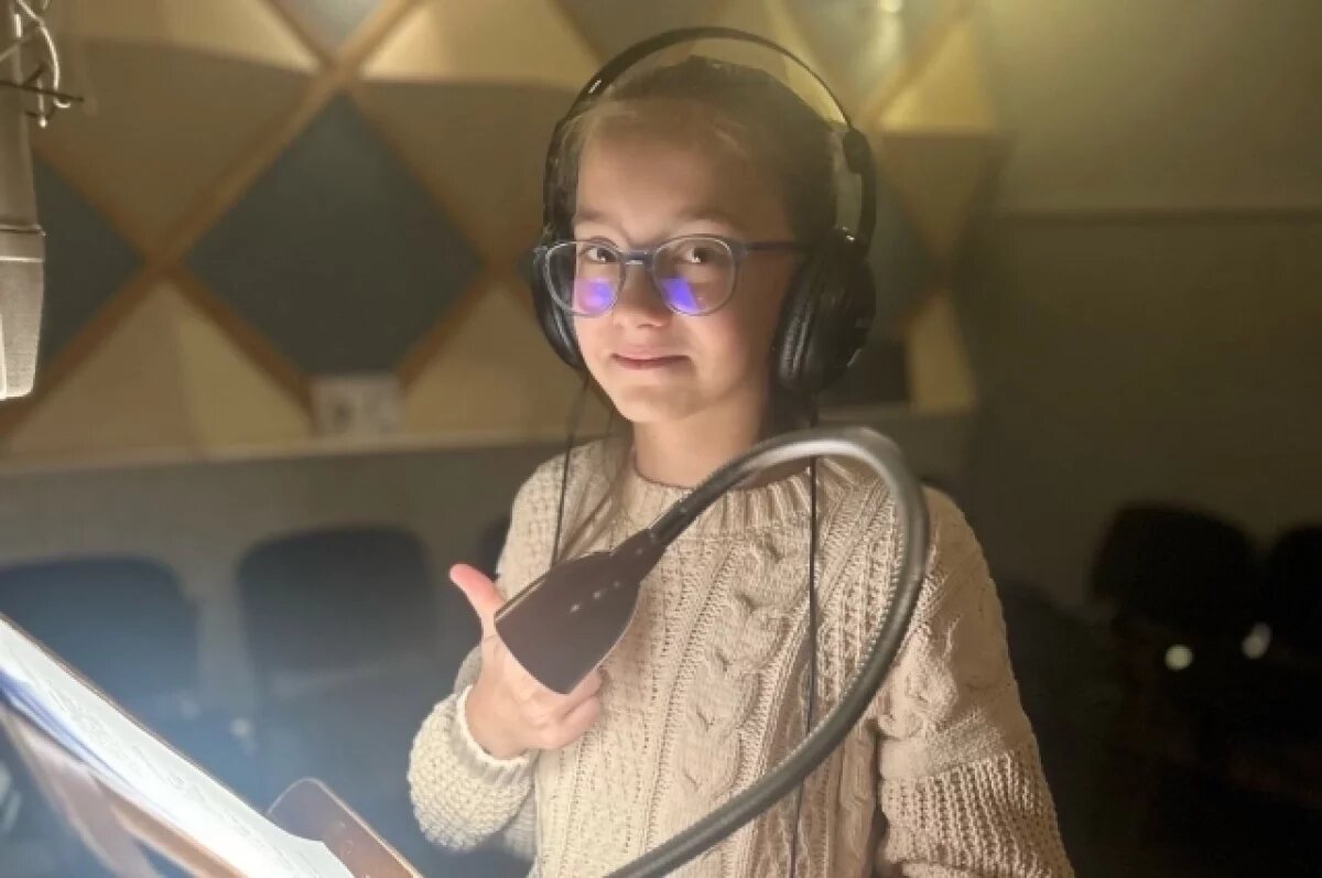    Лиза Савичева озвучила аудиогид и была голосом Тани – читала её страшный блокадный дневник.