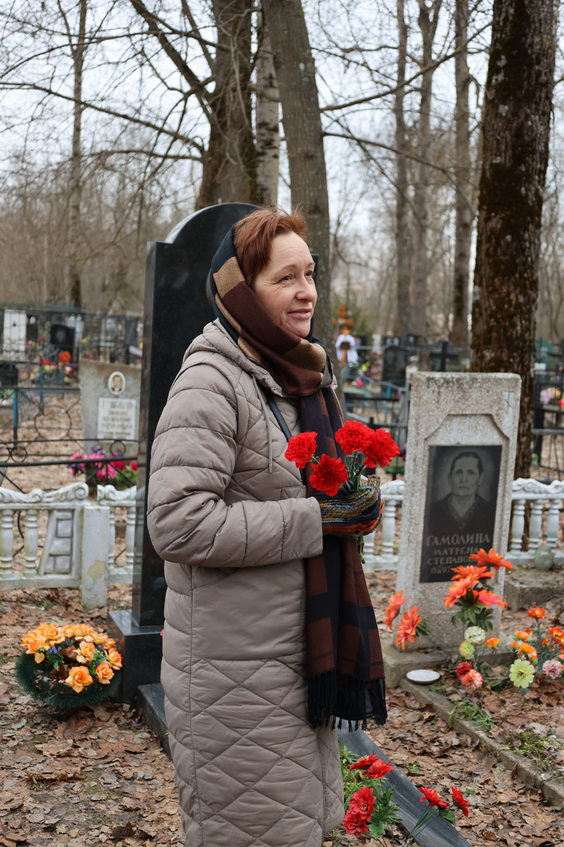 Ирина Владимировна Гамолина, дочь Владимира Даниловича. 