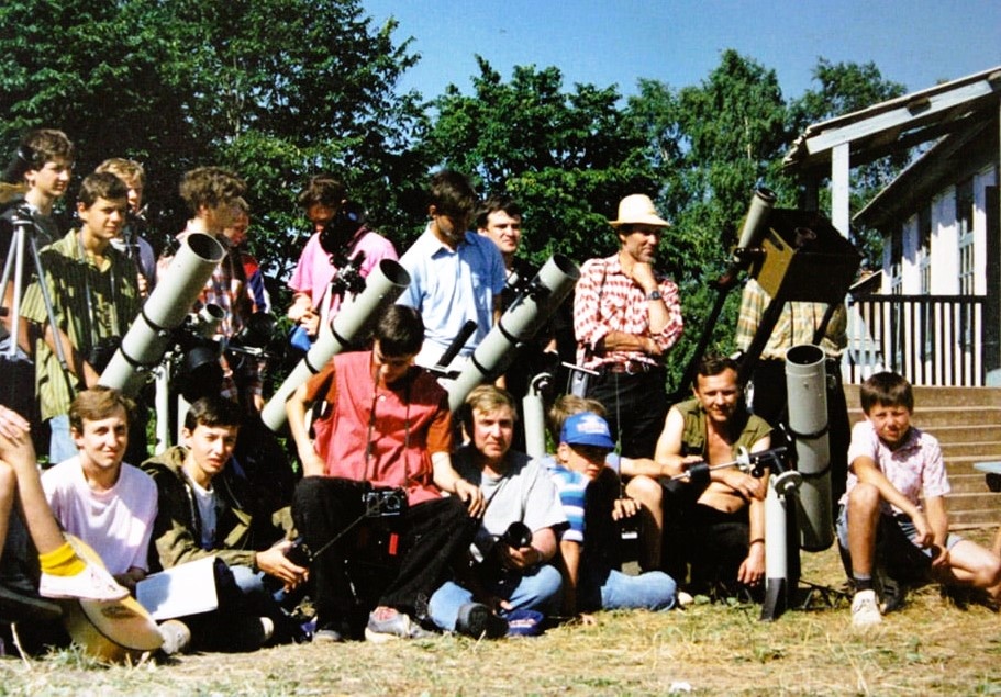 Фото из архива Ивановых и Рыжковых – Приём любителей астрономии на биостанции КубГУ «Камышанова Поляна»