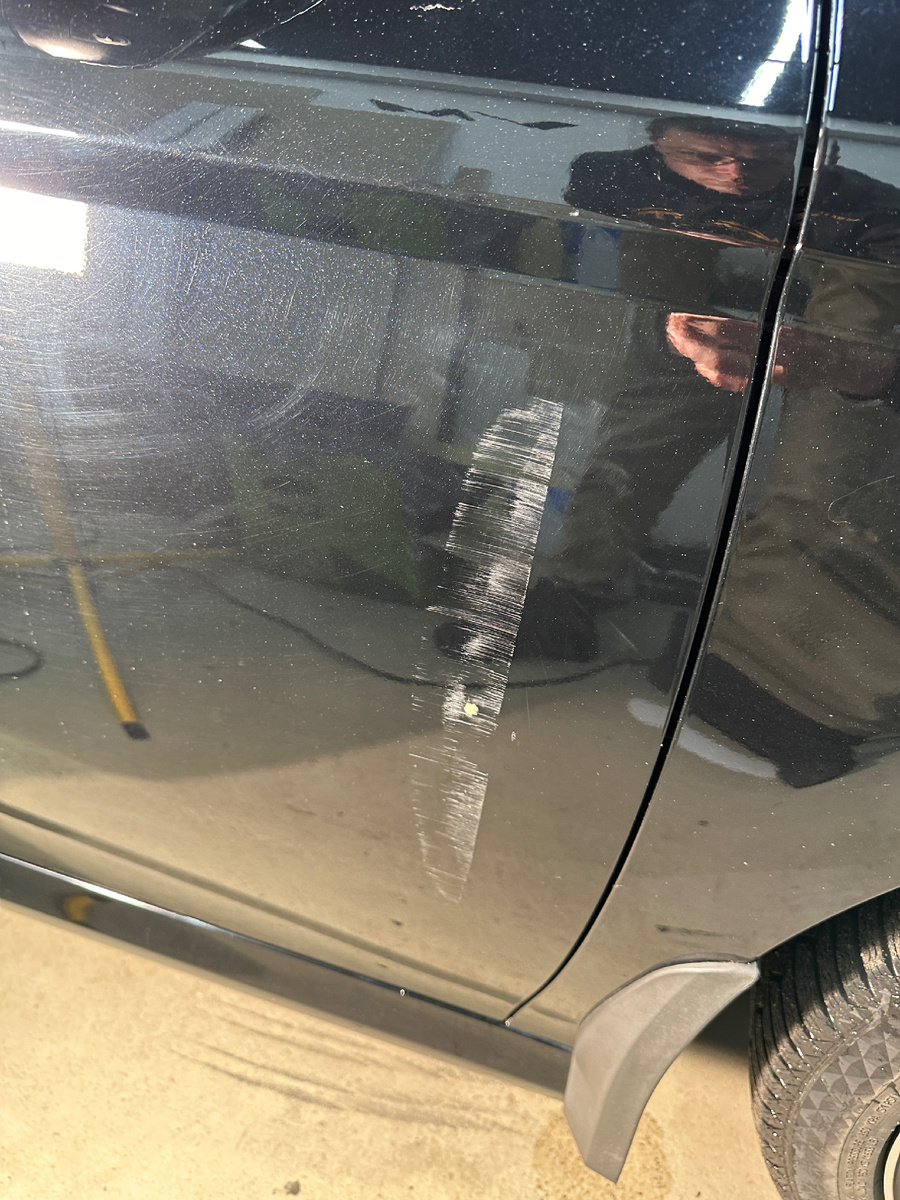 Удаление царапин на авто 