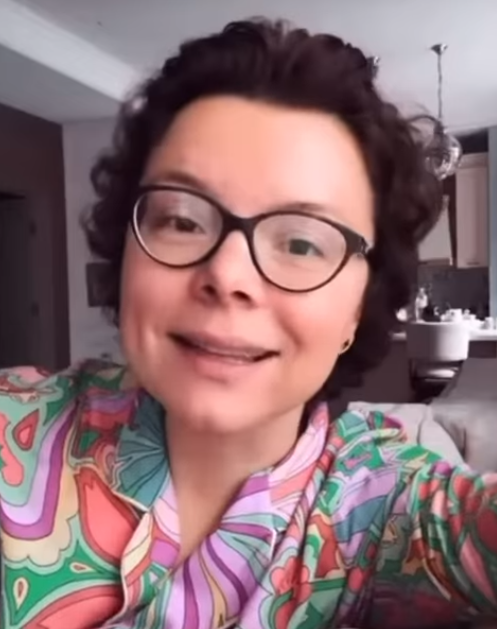    Жена Евгения Петросяна назвала «неандертальцами» тех, кто не согласен с её мнением