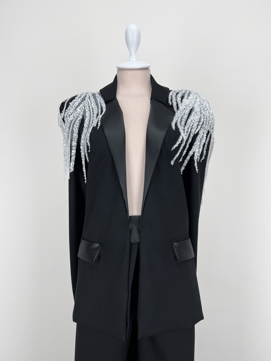 Наколка на манекене от интернет-магазина «Любимые ткани» | LTkani