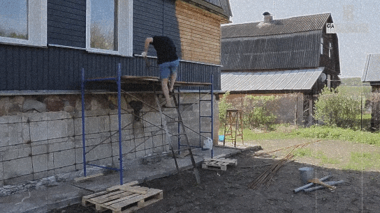 Красили в два слоя