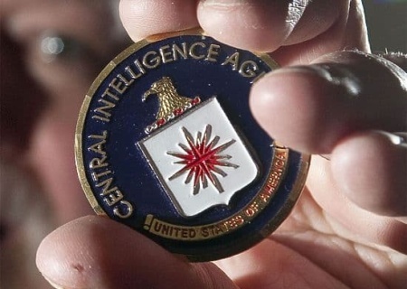    Месть «глубинному государству». Трамп лишил доступа к секретной информации более 50 сотрудников ЦРУ