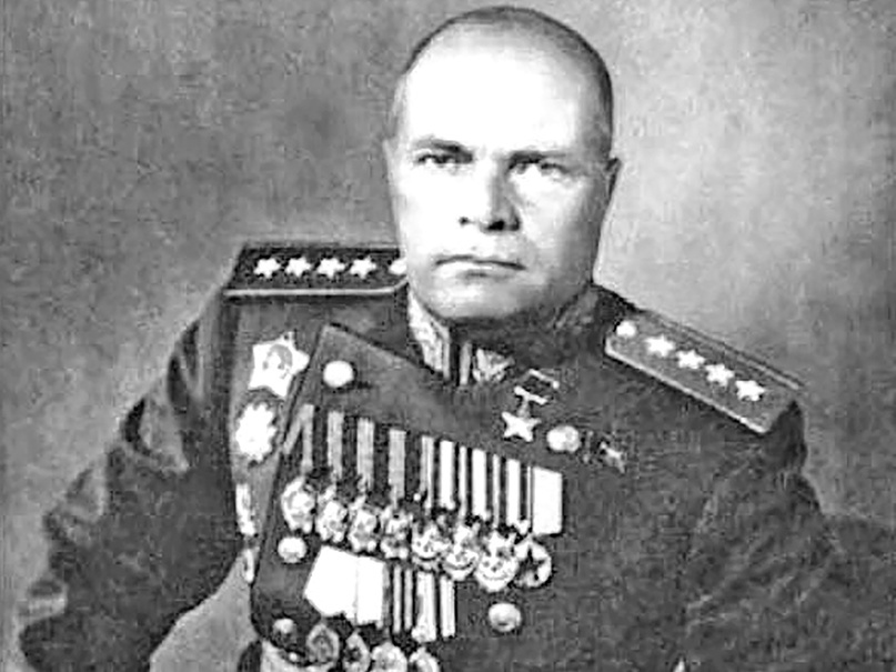 Иван Иванович Масленников — советский военачальник, генерал армии