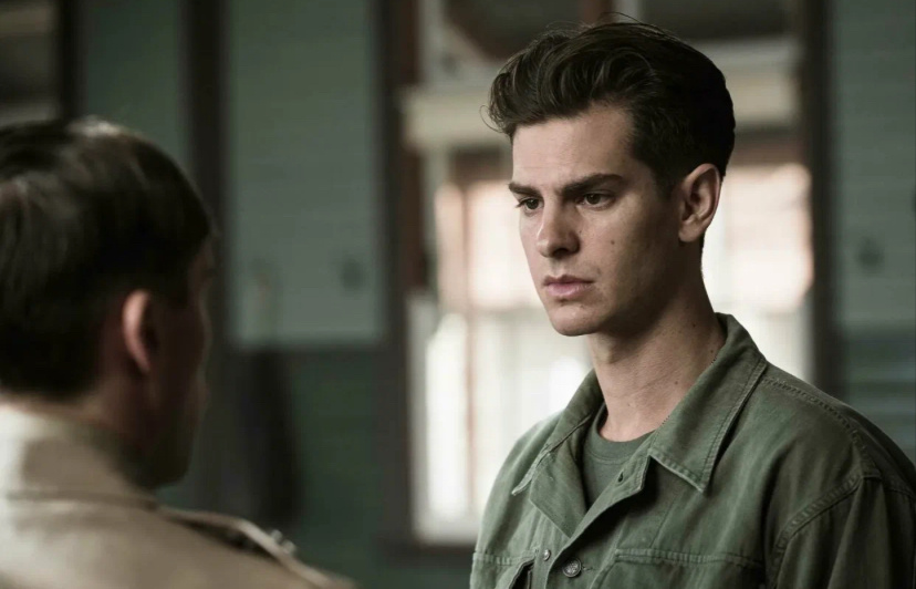 История Десмонда Досса — адвентиста, который добровольно вступил в ряды американской армии во время Второй мировой войны. Однако его религиозные принципы не позволяли ему использовать оружие. В результате, ему пришлось сначала бороться за своё право служить, не убивая, а спасая жизни. Тем не менее, это не помешало Десмонду стать настоящим героем и удостоиться высшей военной награды — медали почёта.