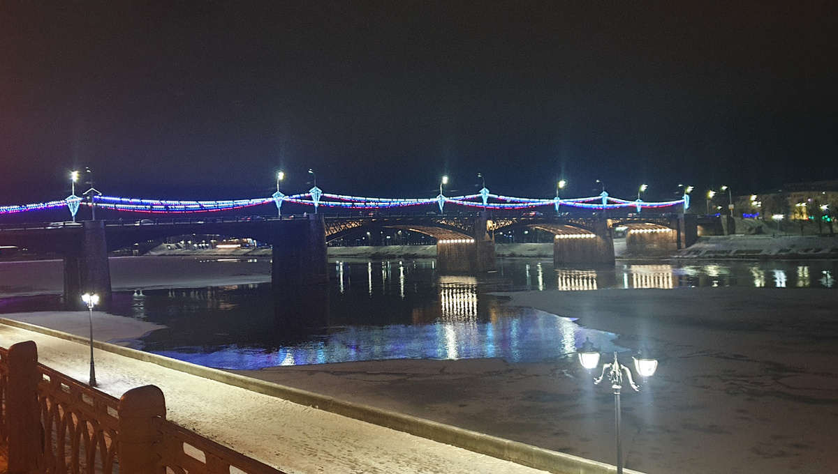 Мост над Волгой в Твери. Январь 2025.