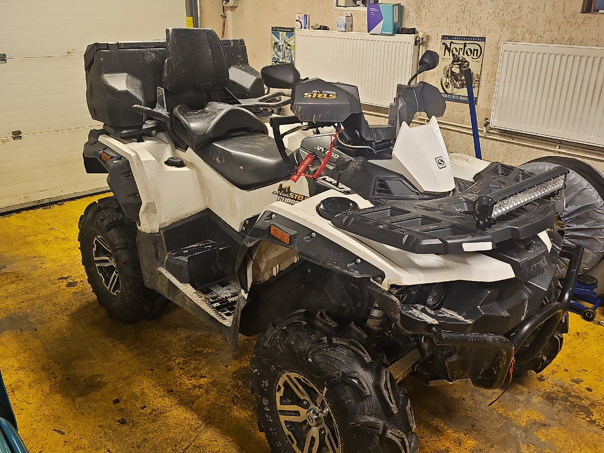 Мой боевой и верный товарищ stels 650 отдыхает на базе. Как думаете какой год?