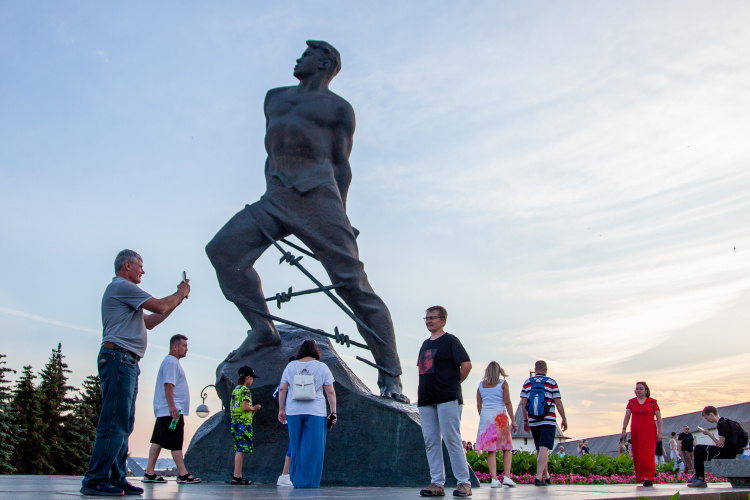    «Мы привыкли, что последние годы Татарстан неизменно находится в топе всевозможных туристических рейтингов, но, чтобы дойти до цифры 5 миллионов, 7 миллионов или 10 миллионов, нам нужно еще очень многое сделать».   
Фото: «БИЗНЕС Online»
