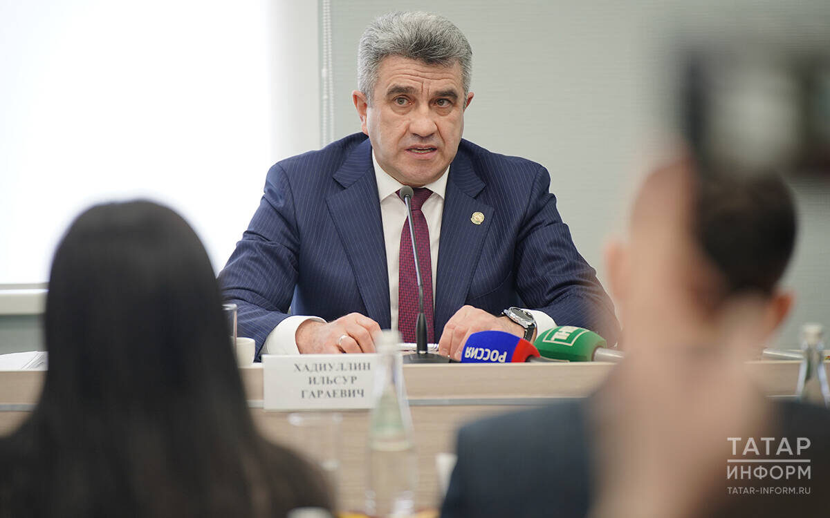 Ильсур Хадиуллин сообщил, что в школах Татарстана сейчас обучается более 3,1 тыс. детей мигрантов. Фото: © Владимир Васильев / «Татар-информ»