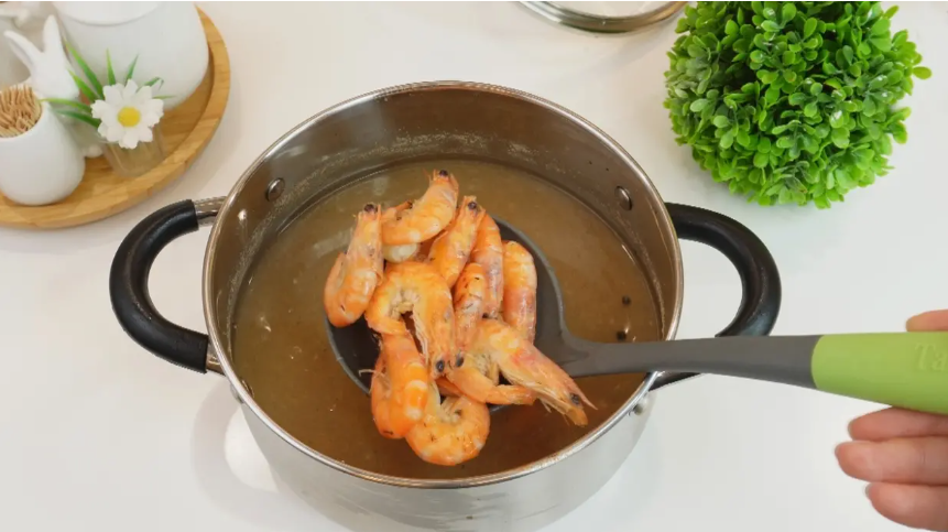 Как правильно отварить креветки, да так, чтобы было вкусно, так... что "пальчики оближешь"
