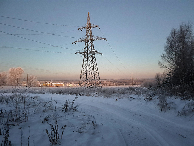 70 бригад «Тверьэнерго» ждут снегопад в режиме повышенной готовности