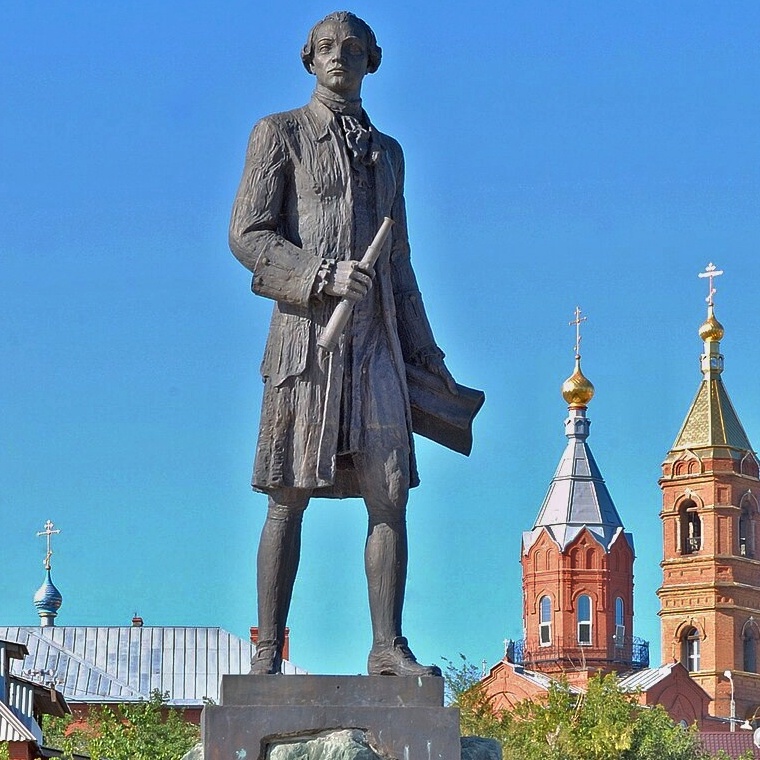 Памятник Ивану Кирилловичу Кирилову в Орске. Как и Челябинск, Орск был основан по его указанию. Фотография из открытых источников