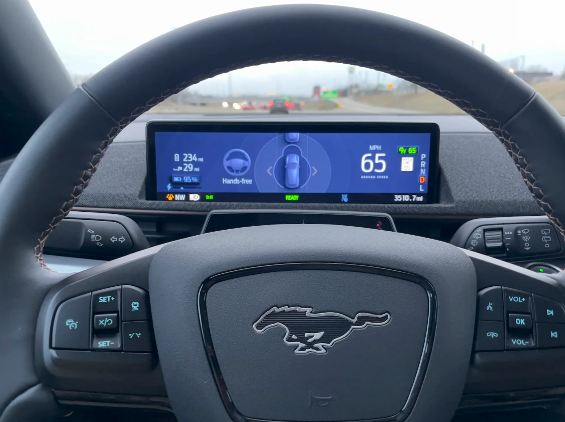 Источник: Kirsten Korosec  📷
