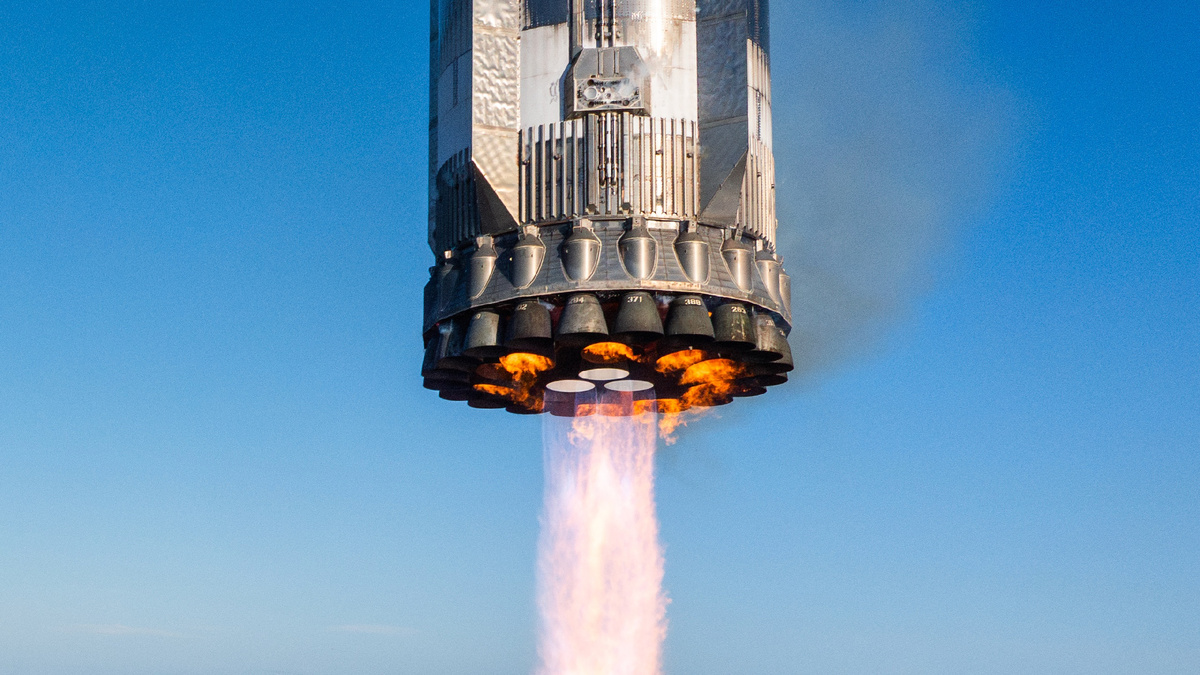 Работа двигателей прототипа B14 после успешного перезапуска, фото SpaceX