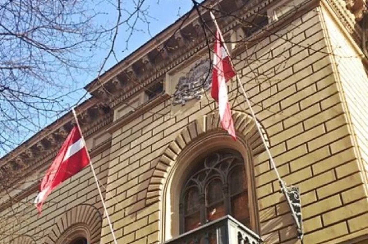    В Латвии могут запретить россиянам и белорусам покупать недвижимость