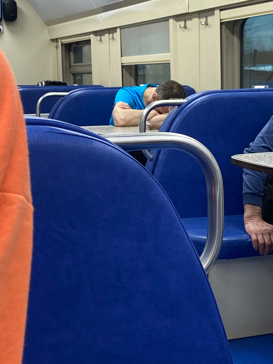 Некоторым трудно расставаться с Севером... 😏