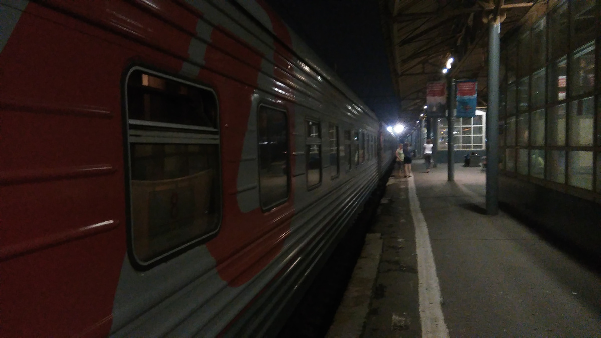 050 Кисловодск - Санкт-Петербург ночью на Курском вокзале