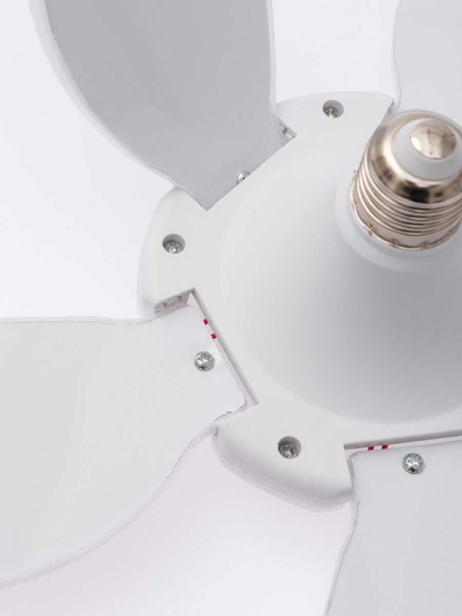 Люстра-лампа Lushere с комфортным цоколем