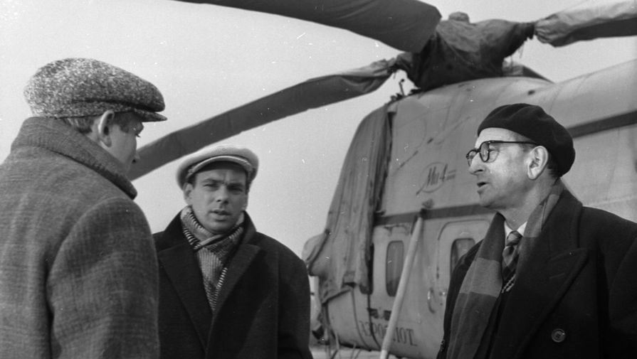Иннокентий Смоктуновский, Алексей Баталов и Михаил Ромм на съемках фильма "Девять дней одного года". Фото: "Мосфильм. Золотая коллекция", gazeta.ru