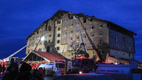    Число погибших при пожаре на курорте в Турции выросло до 76 человек Егор Гордеев
