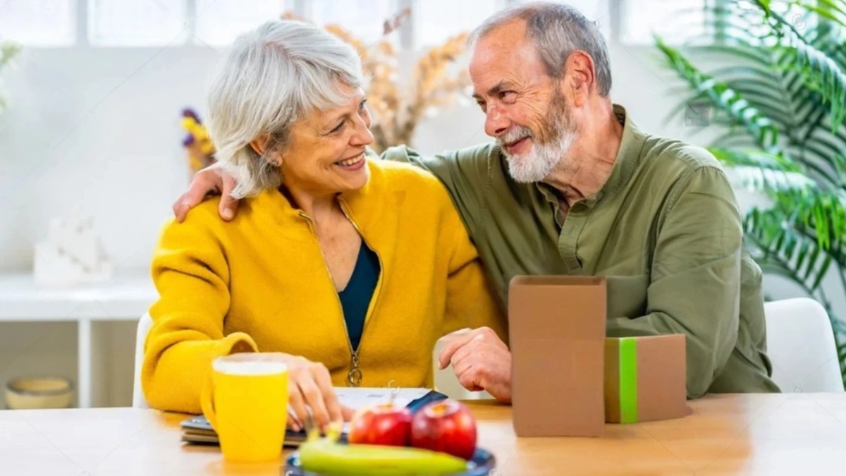 - Приезжайте к нам в Москву. Будем очень рады - сказали родне, а потом пожалели