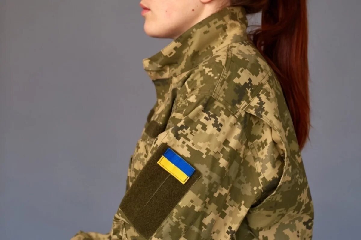    В дар Зеленскому.