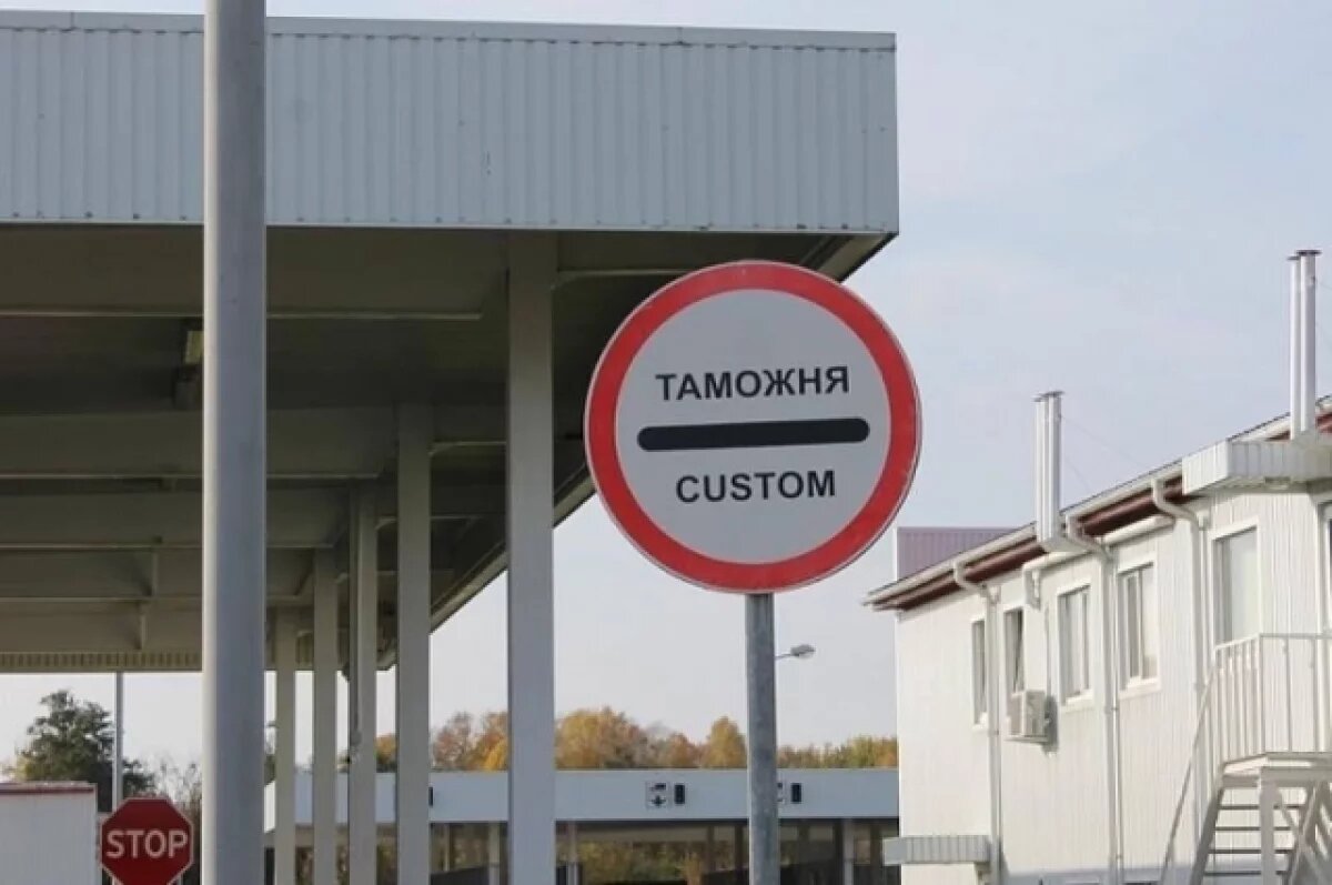    По некоторым оценкам число тех, кого нанимают для перевозки чужого товара, за 10 лет сократилось втрое.