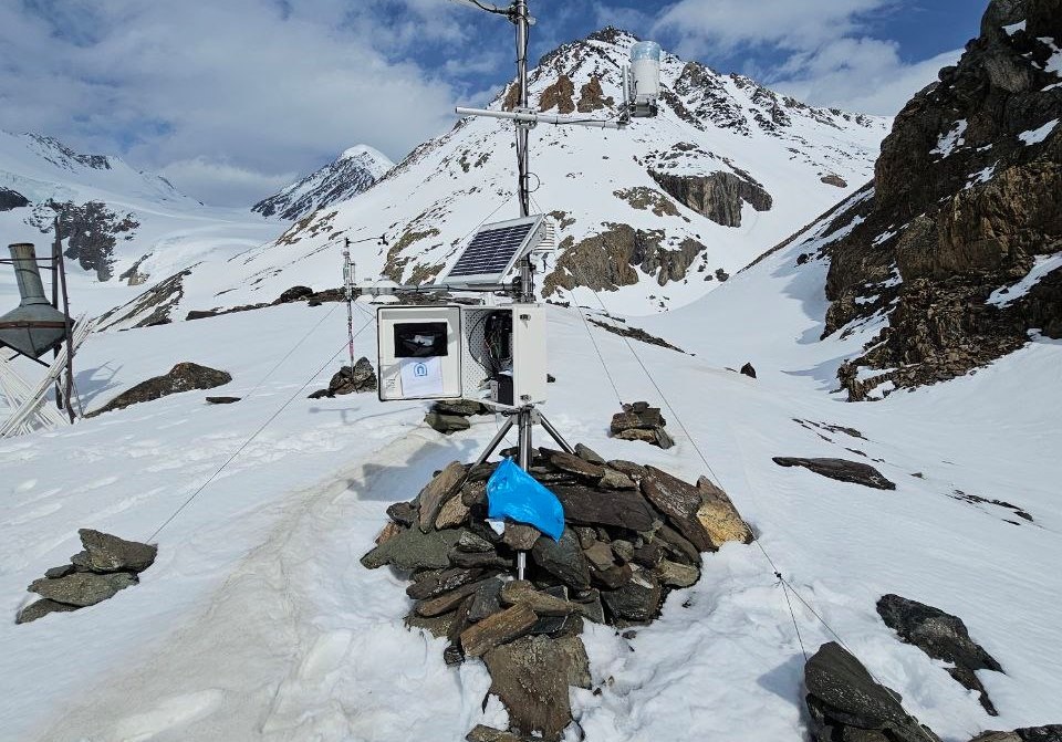 Метеокомплекс ТГУ в горах Актру
Фото предоставил Александр Ерофеев
