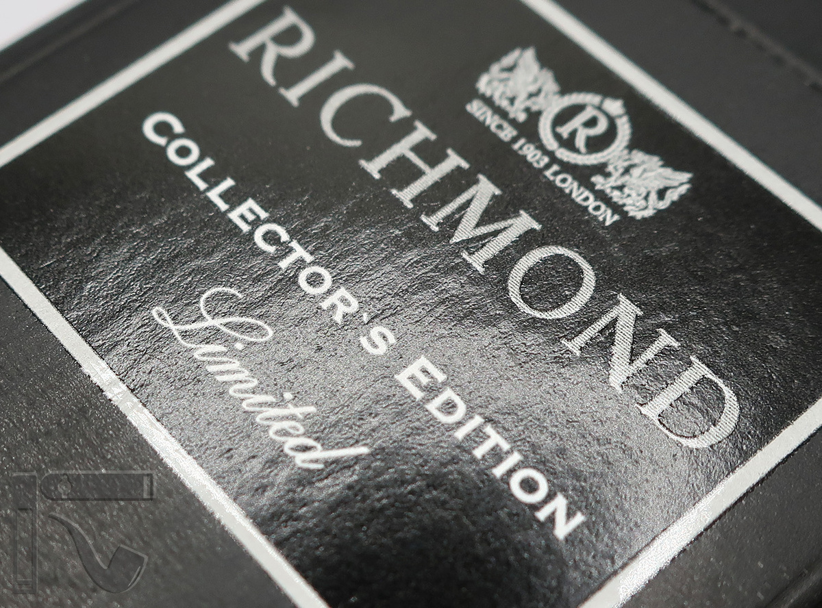 Сигареты Richmond Collector's Edition. Фото: © канал "Уголок Курильщика"