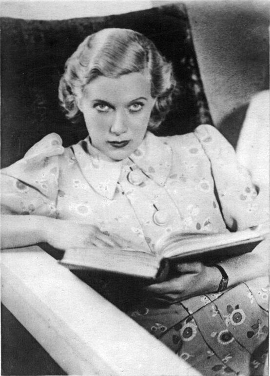 Любовь Орлова в молодости